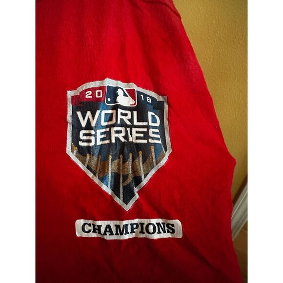 Red Sox‎ World Series 2018 Tee Devers 11! - Picture 2 of 4